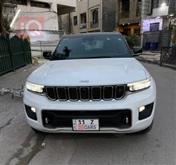 جیپ گراند شیرۆکی